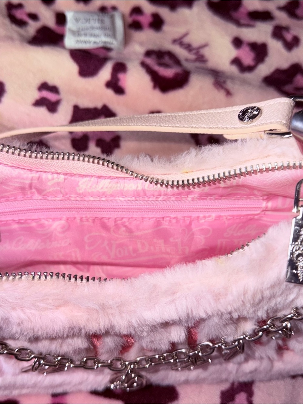 Von Dutch Light Pink Fuzzy Shoulder Bag with Silver Charm Chain - Picture 2 of 4